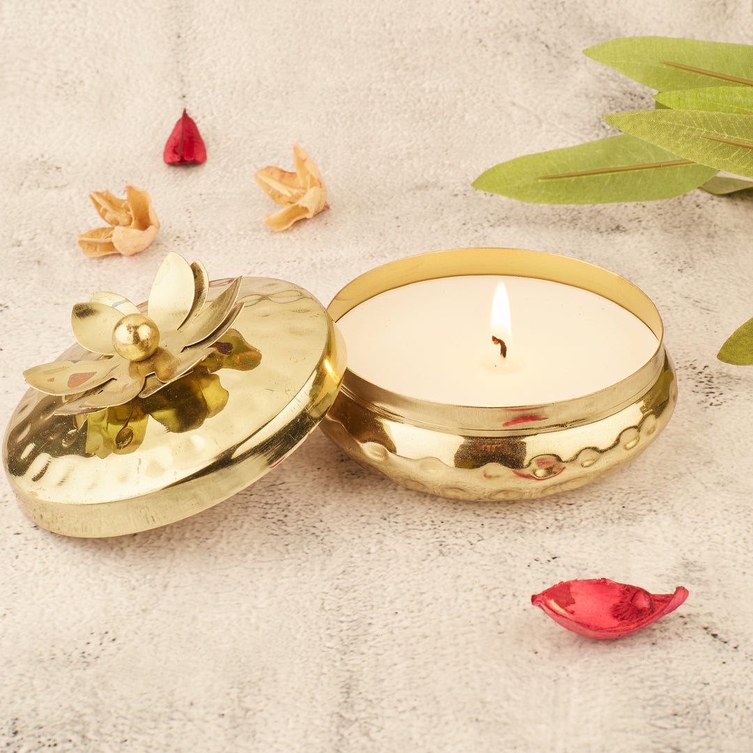 Golden Urli Candle with Flower Lid