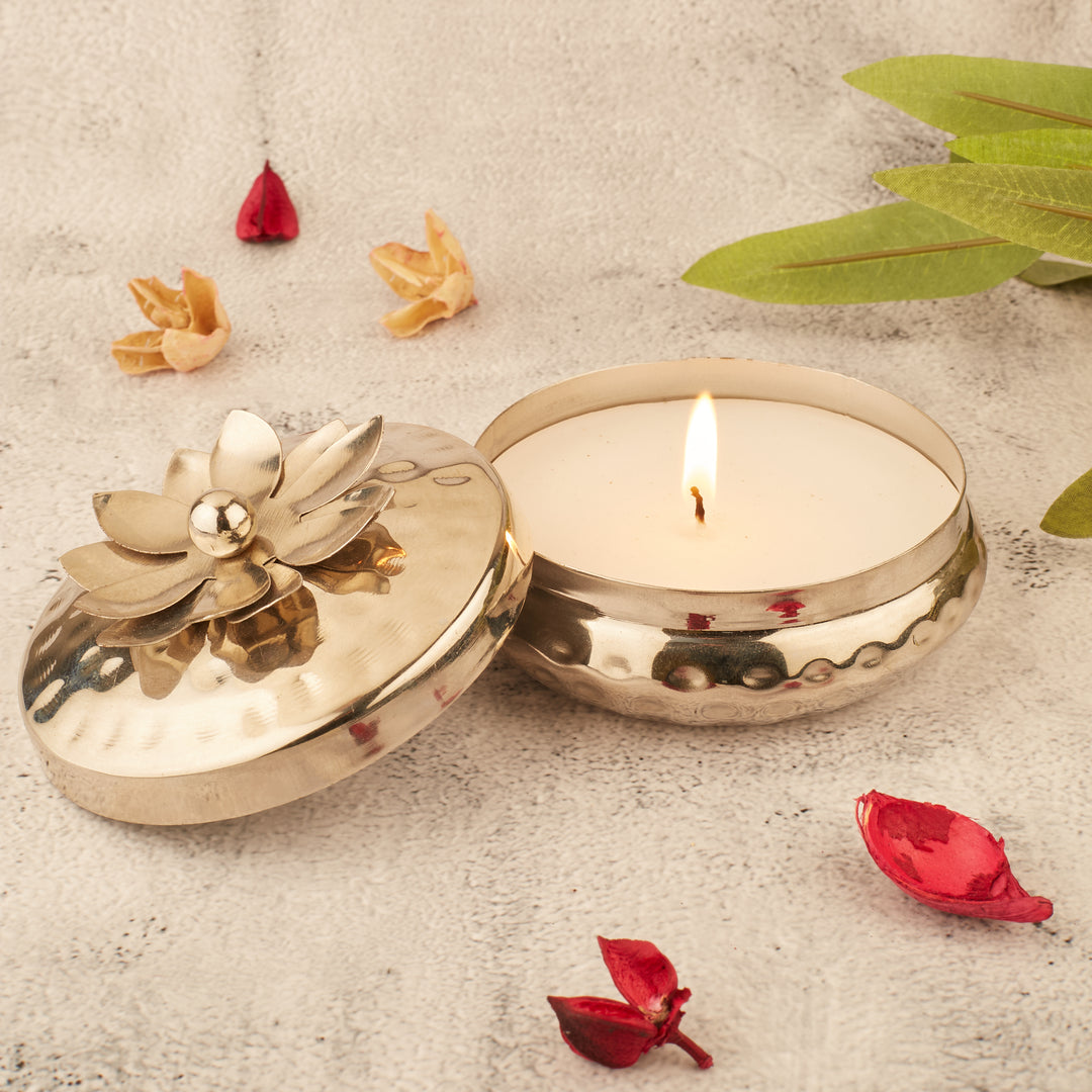 Silver Urli Candle with Flower Lid