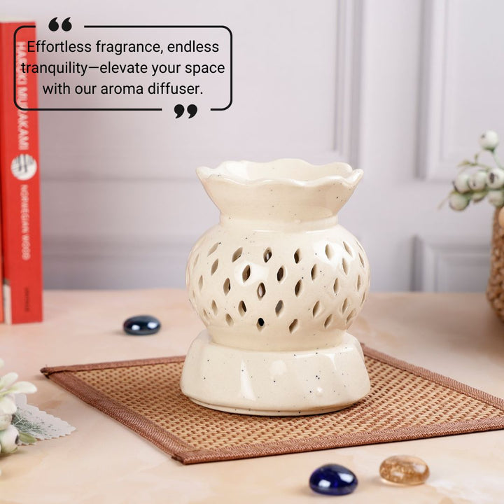 Scalloped Round Pot Electric Diffuser - White