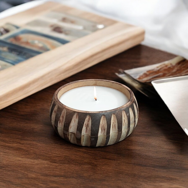 Scented Wooden Ribbed Edge Bowl Candle - Vanilla Fragrance